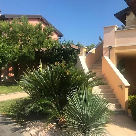 Luxury The Poet In With Pool Manerba del Garda