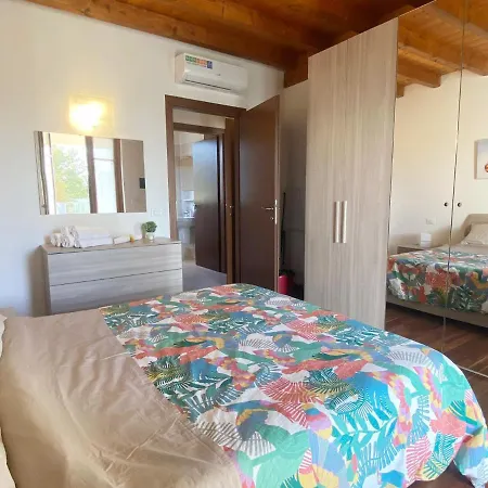 Luxury The Poet In With Pool Apartment Manerba del Garda